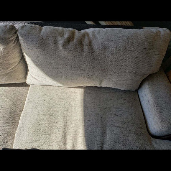 2 Couches - Picture 3 of 7
